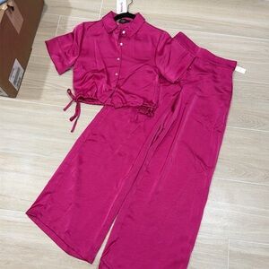 HOUSE OF HARLOW NWT SET